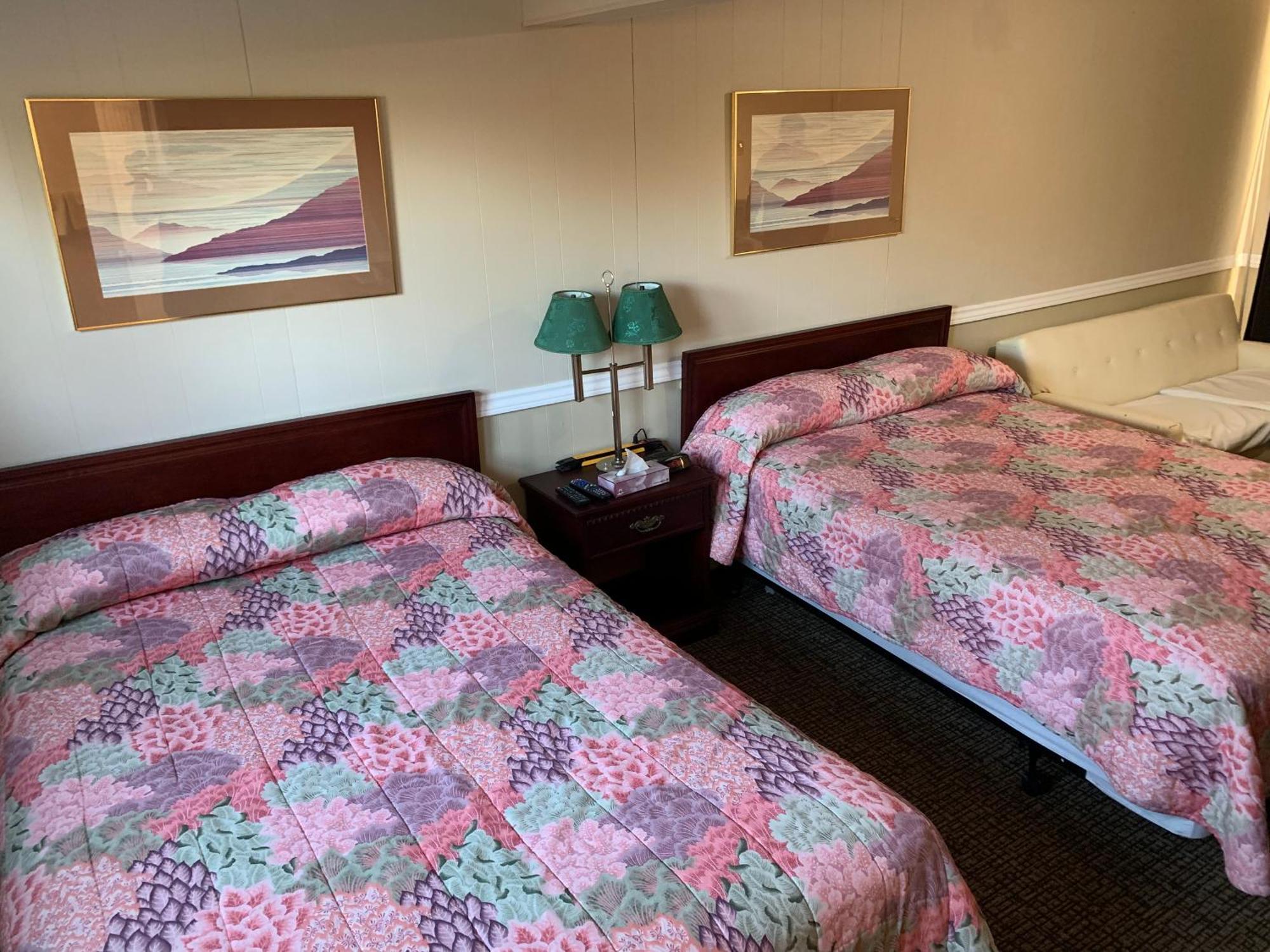 Twin Oaks Motel Orono Luaran gambar